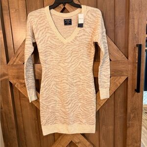 Abercrombie & Fitch Cream and Tan Dress